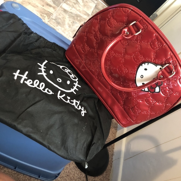 Red Hello Kitty bowler bag - Picture 3 of 4